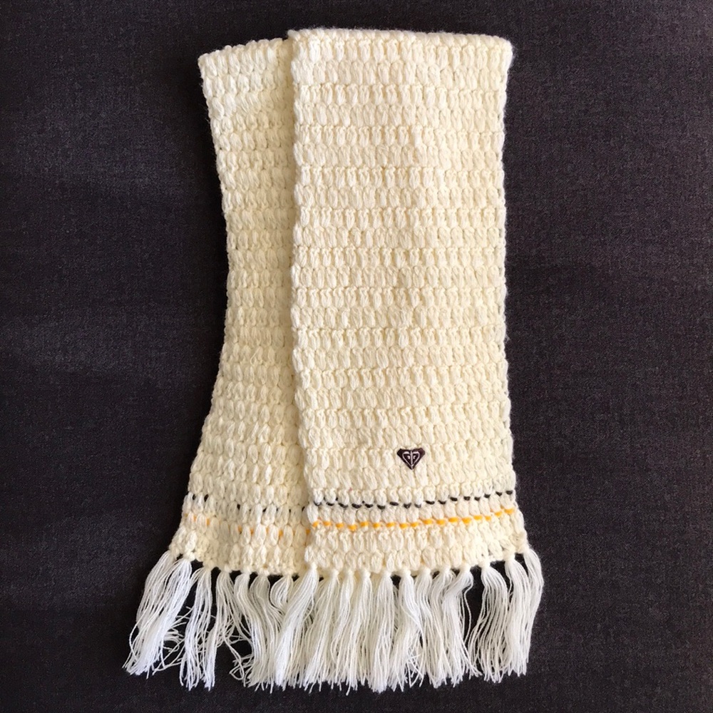 🔥Final sale price $10! Roxy scarf🔥